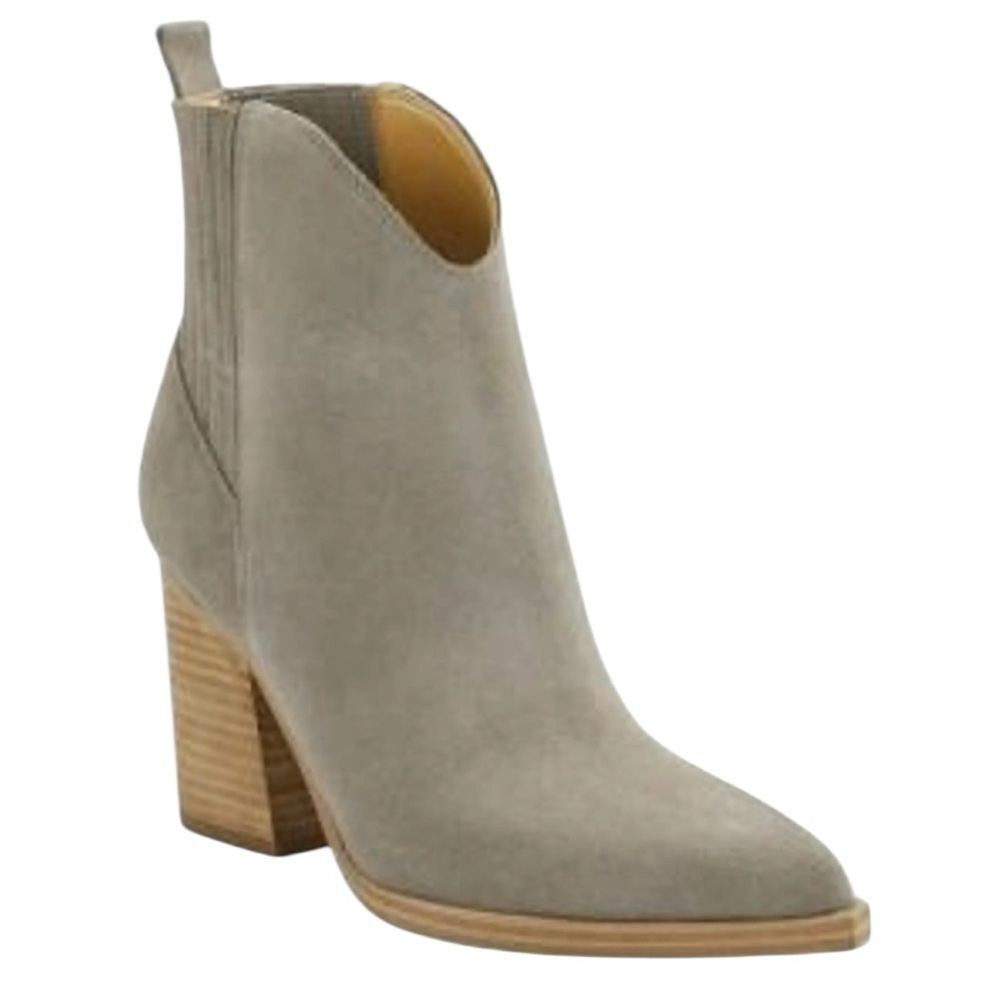 NWT Marc Fisher Women's Ommie Pointed Toe Booties Size 9 Beige Suede